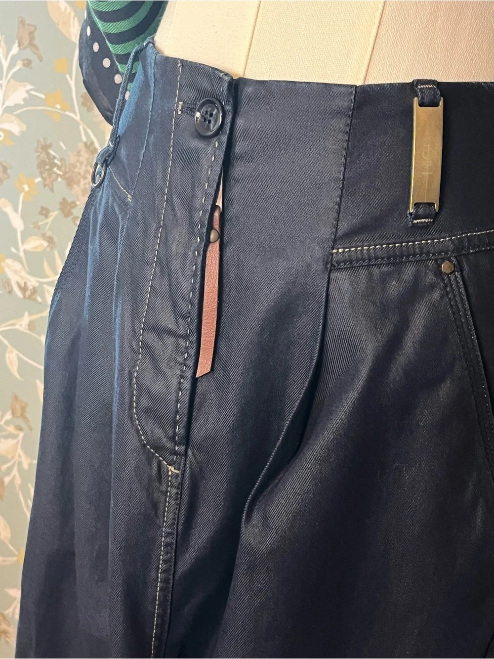 HIGH Everyday Couture Ballon Skirt Size US 8